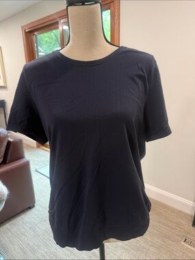 XL navy Athleta athletic material